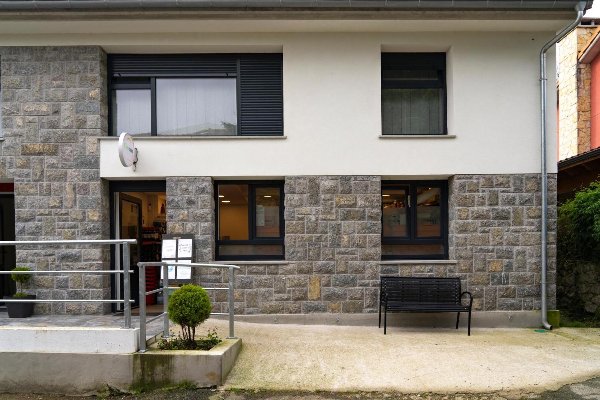 Apartamentos Baldenora Llanes Luaran gambar